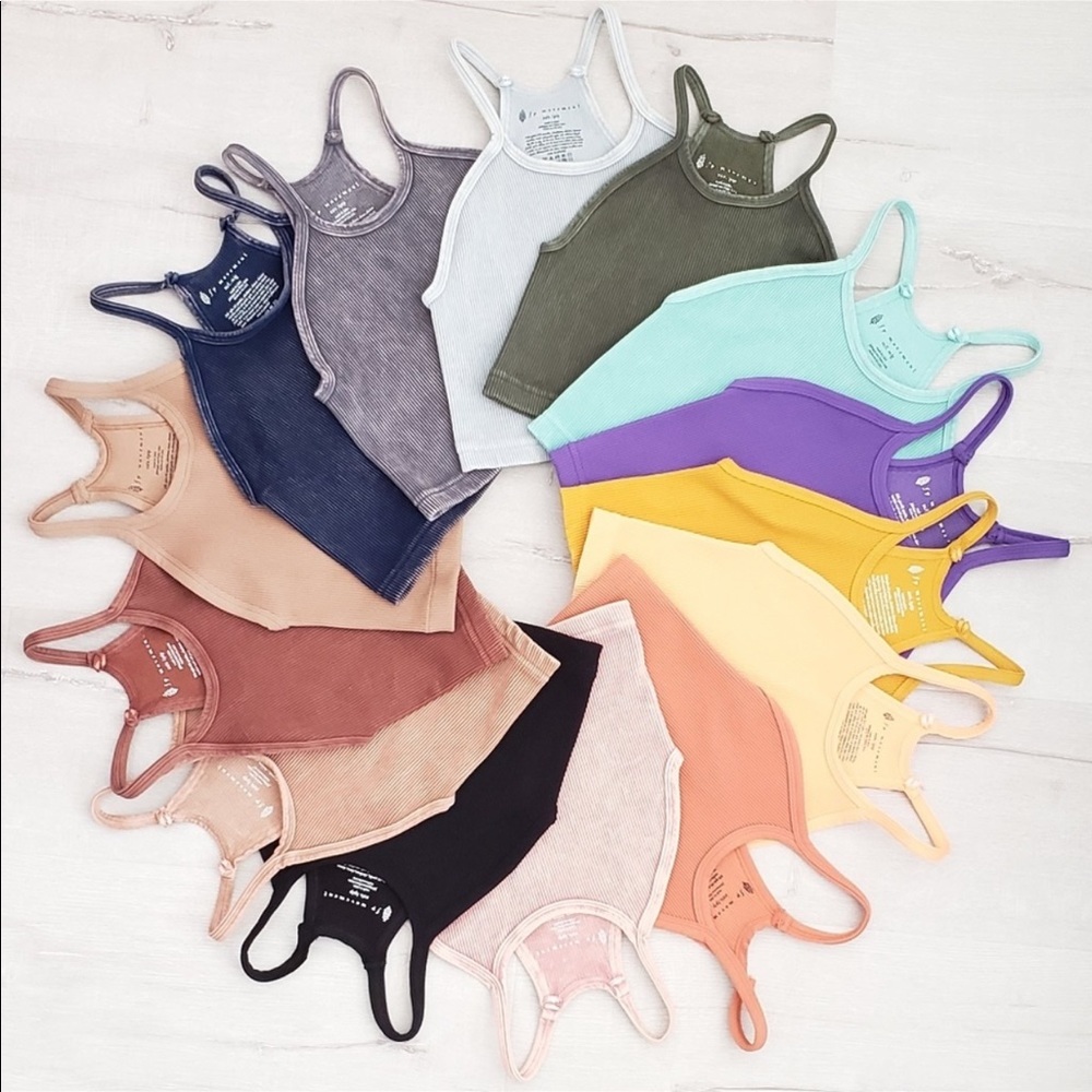 Free People Happiness Run Tanks 🦋🎊 XS/S